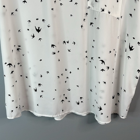 Reitmans The Relaxed Shirt Bird Print White Black Zip Pocket Keyhole Back XXL - Picture 5 of 13